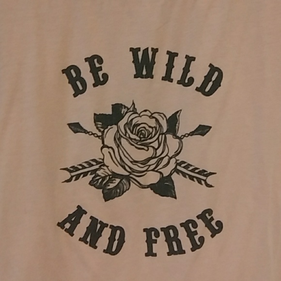 Sporty Cropped Tee "be wild & free" - Picture 3 of 4
